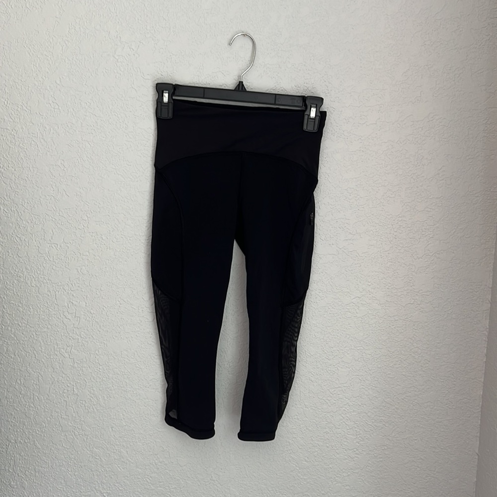 Lululemon capris. Black. Size 2.